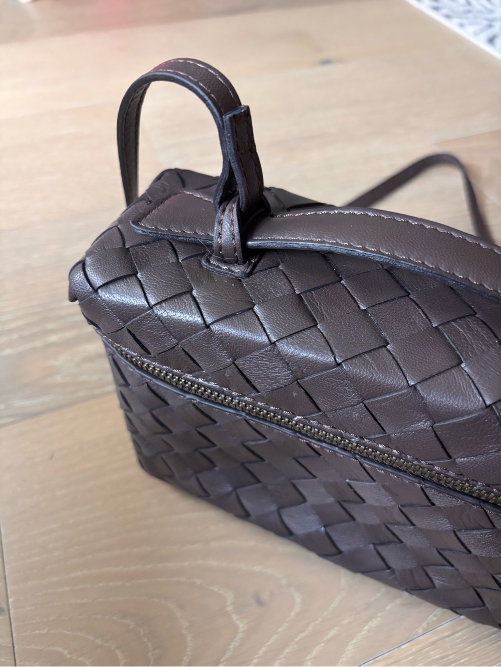 NWT Genuine Leather Woven Bag Bottega Inspired - Picture 2 of 5